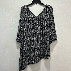 ⭐️ 3/$12 lane Bryant tunic